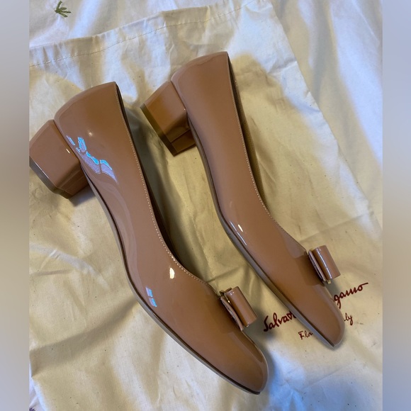 Ferragamo Vara Patent Pump - Picture 10 of 10